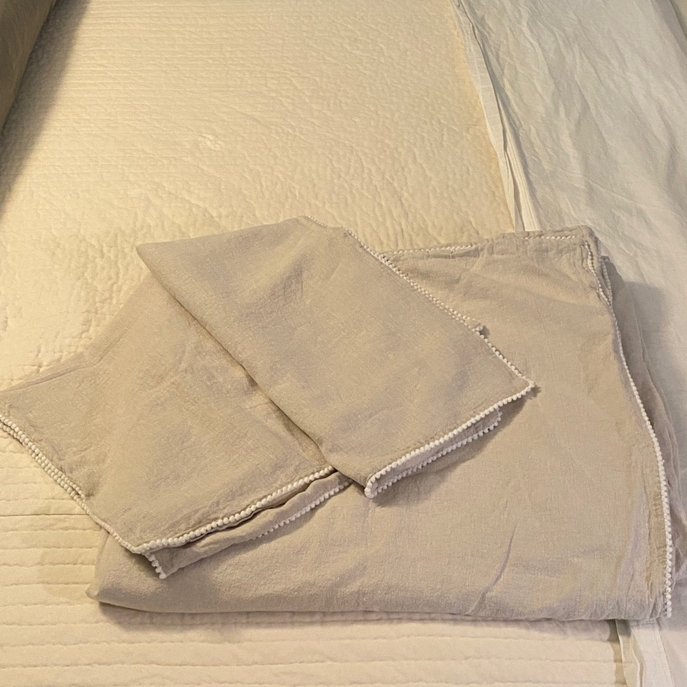 Simple Opulence Linen King Shams and Duvet Cover